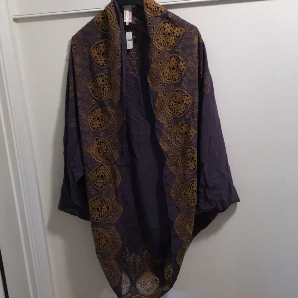 NWT Free People Catania  Embroidered Kimon…